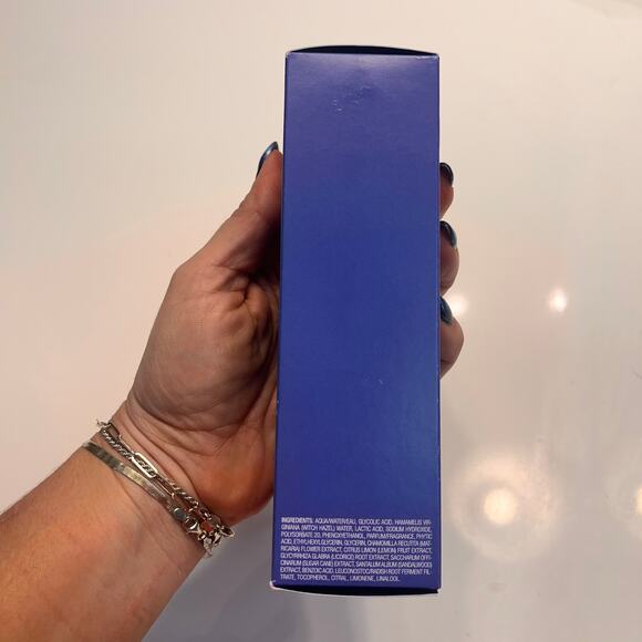 Ole Henriksen Glow2OH Dark Spot Toner - Picture 2 of 5